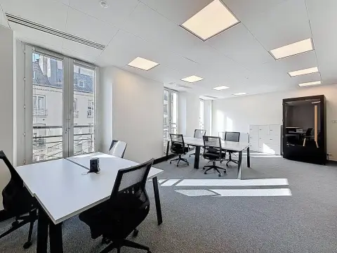 Bureau 397 m² – Paris (75009)