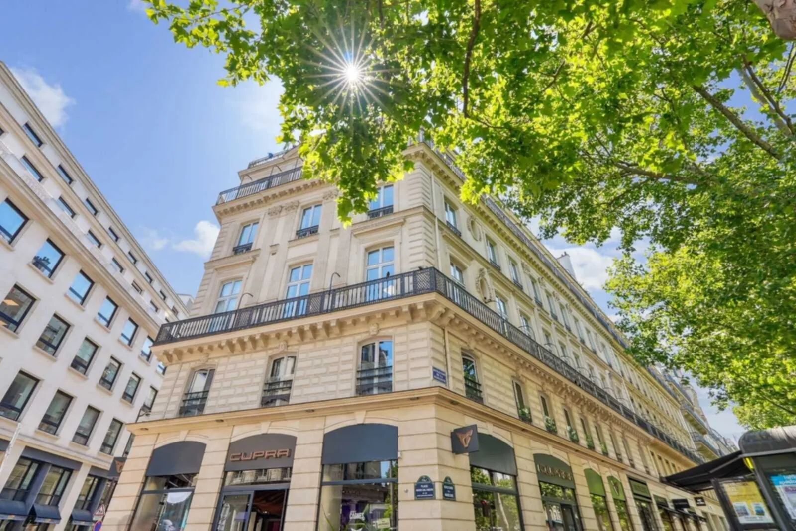 Bureau 416 m² – Paris (75001)