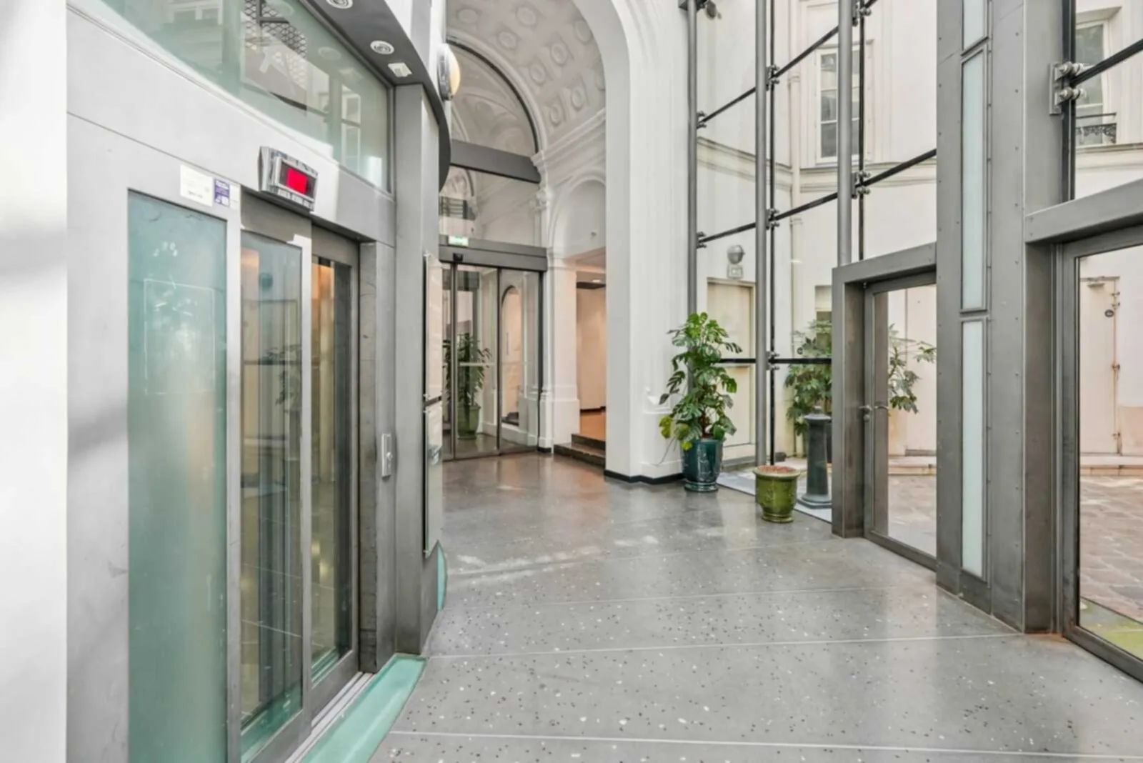 Bureau 416 m² – Paris (75001)