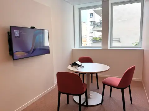 Bureau 1 680 m² – Levallois-Perret (92300)