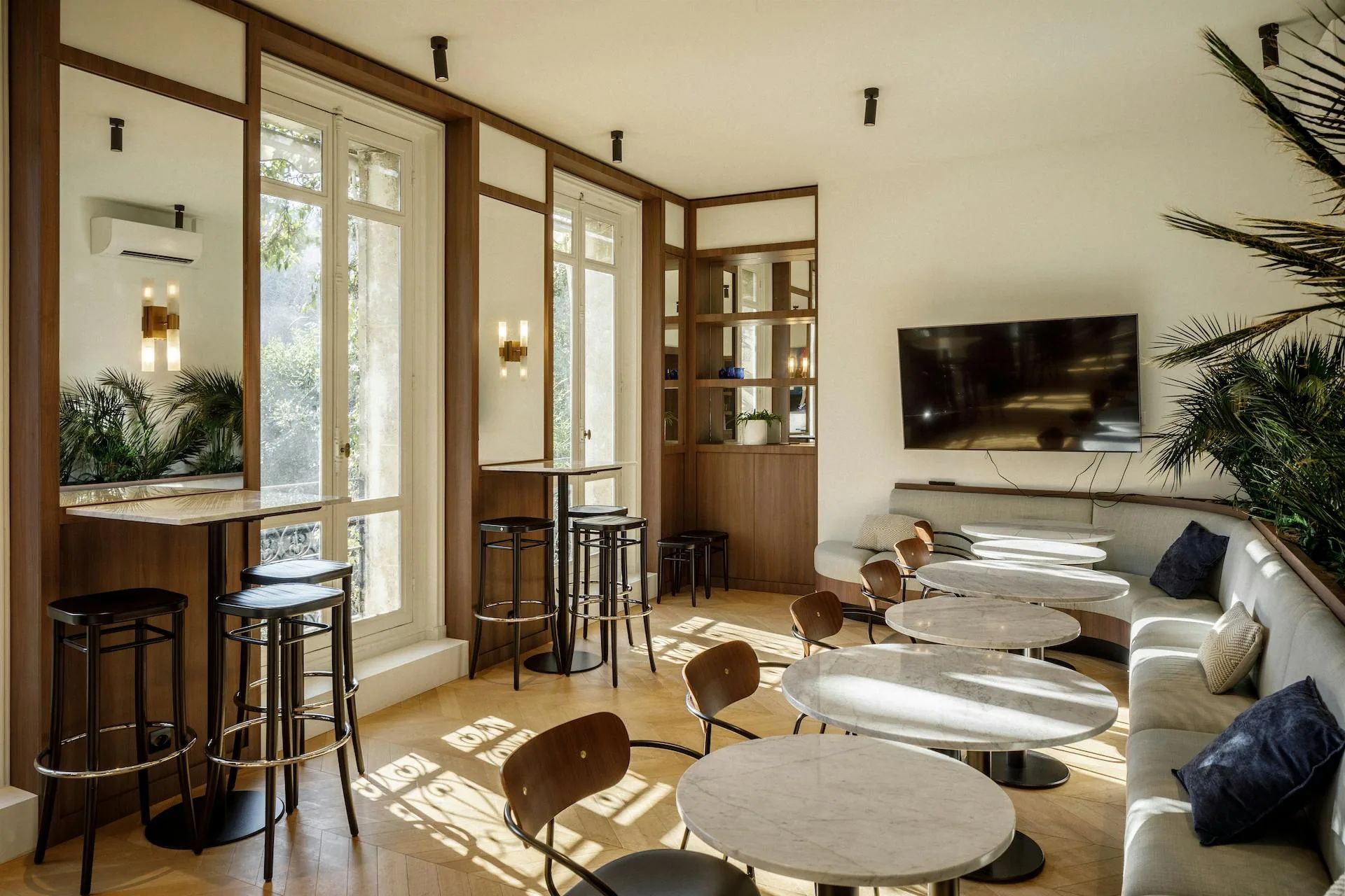 Bureau 208 m² – Paris (75016)