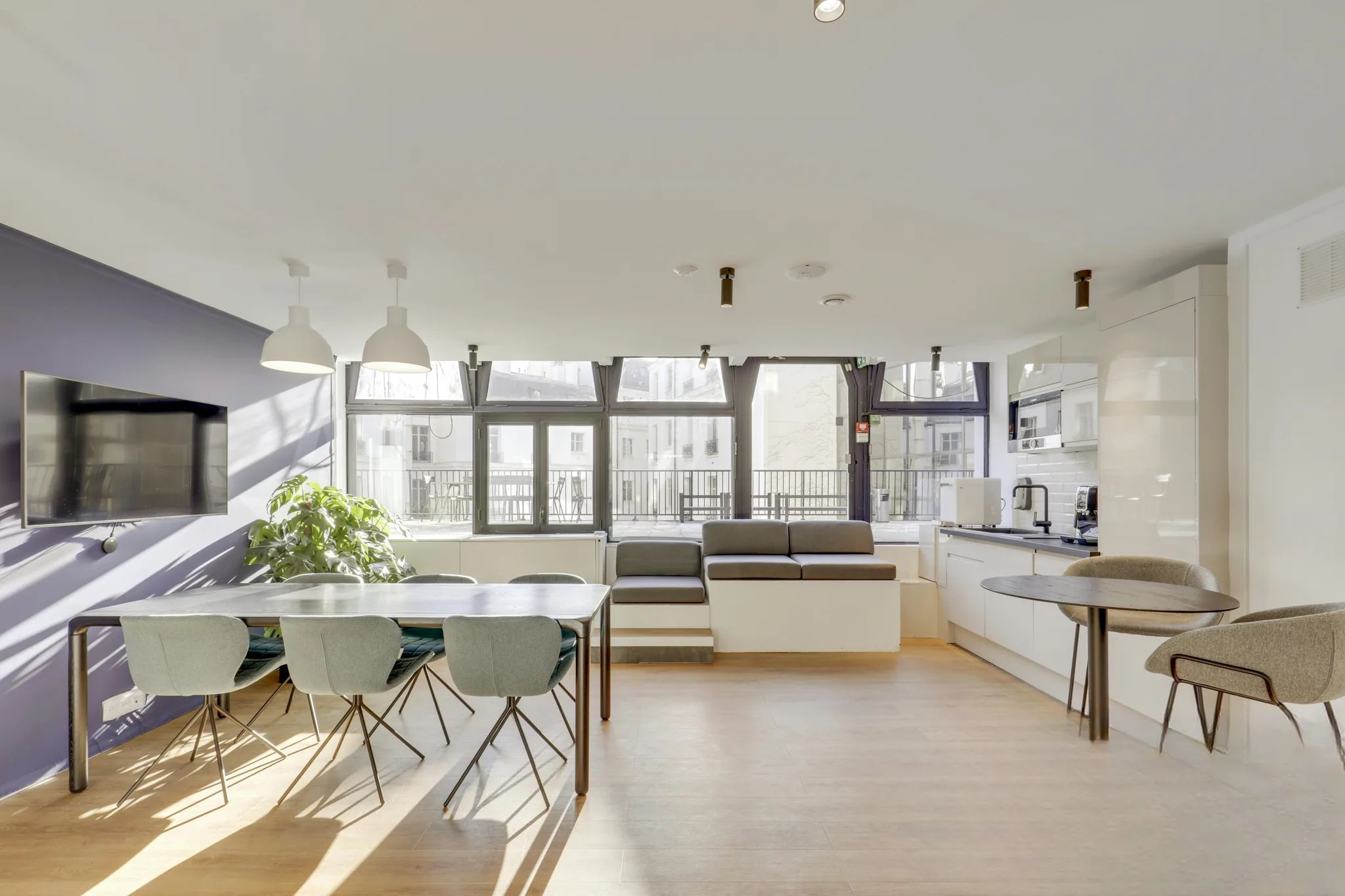 Bureau 208 m² – Paris (75016)