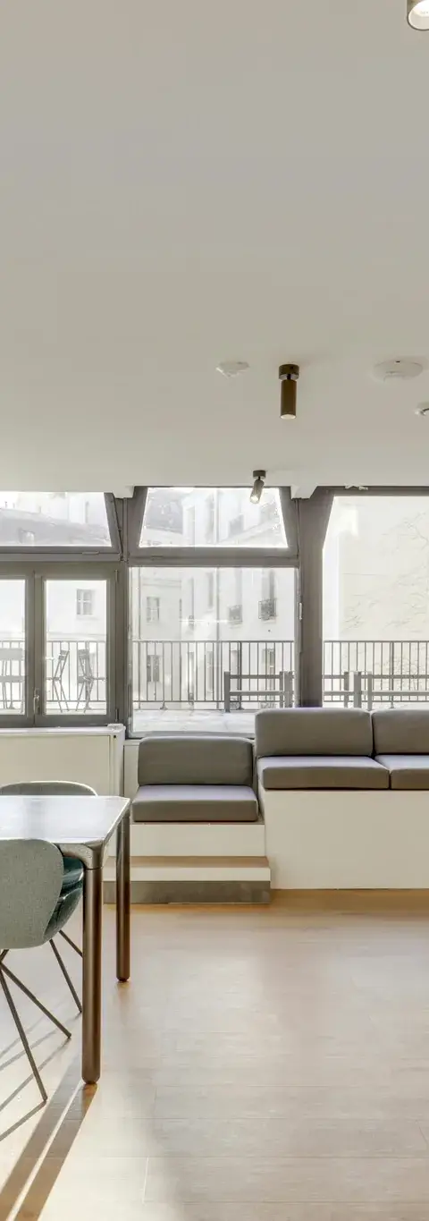 Bureau 208 m² – Paris (75016)