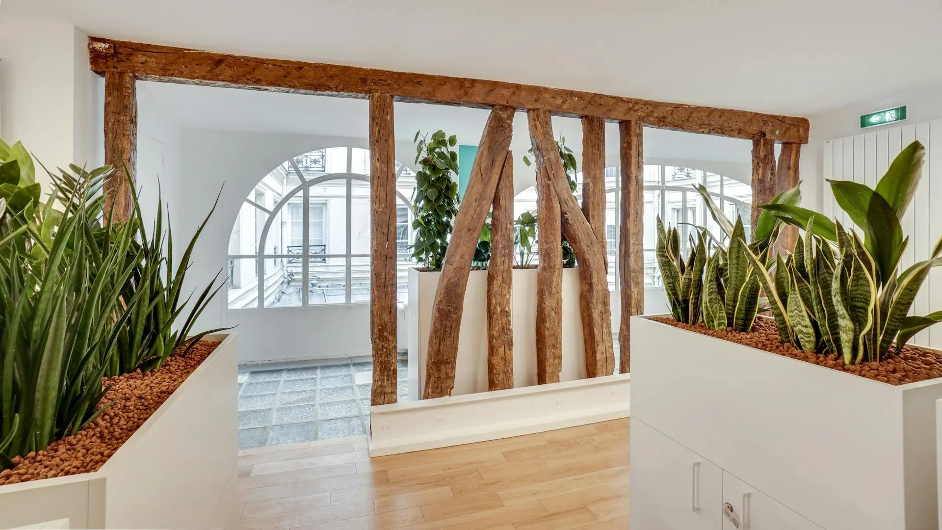 Bureau 70 m² – Paris (75008)