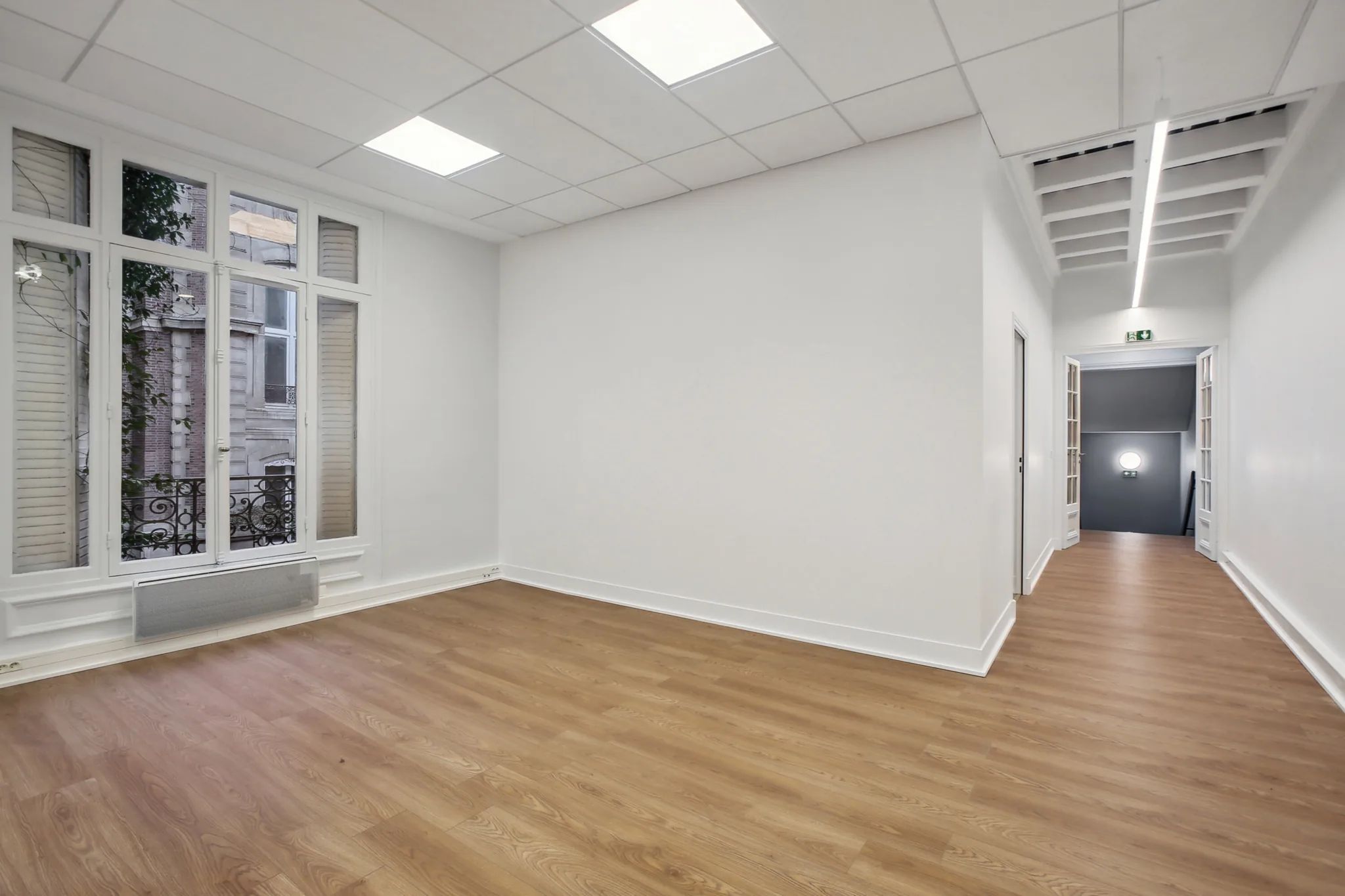 Bureau 266 m² – Paris (75007)
