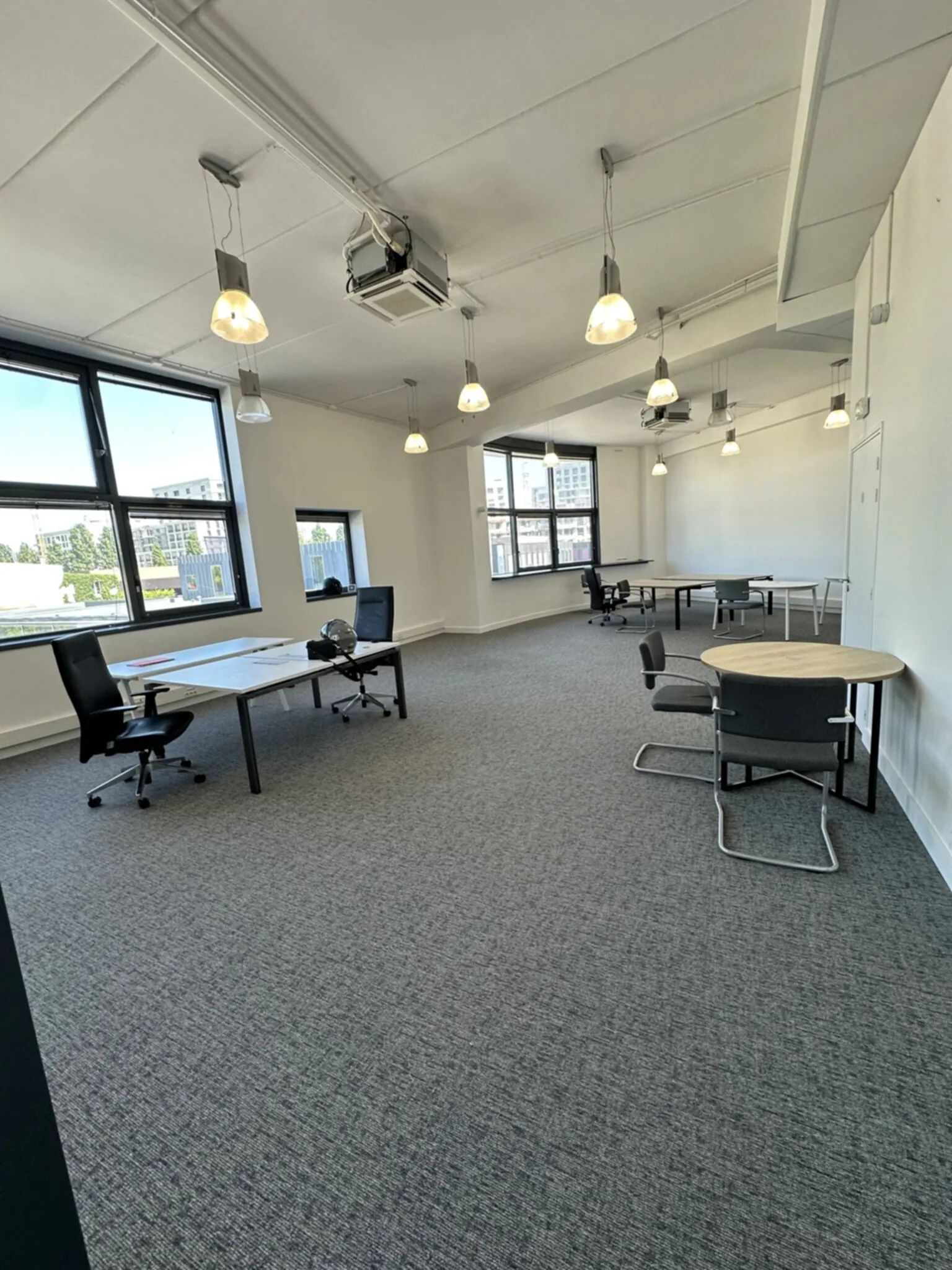 Bureau 122 m² – Clichy (92110)