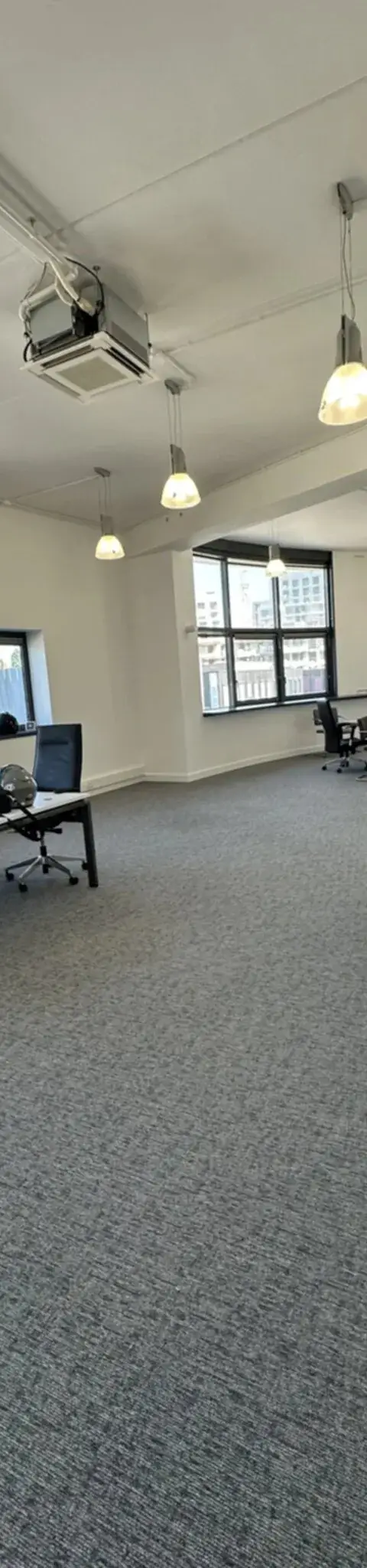 Bureau 122 m² – Clichy (92110)