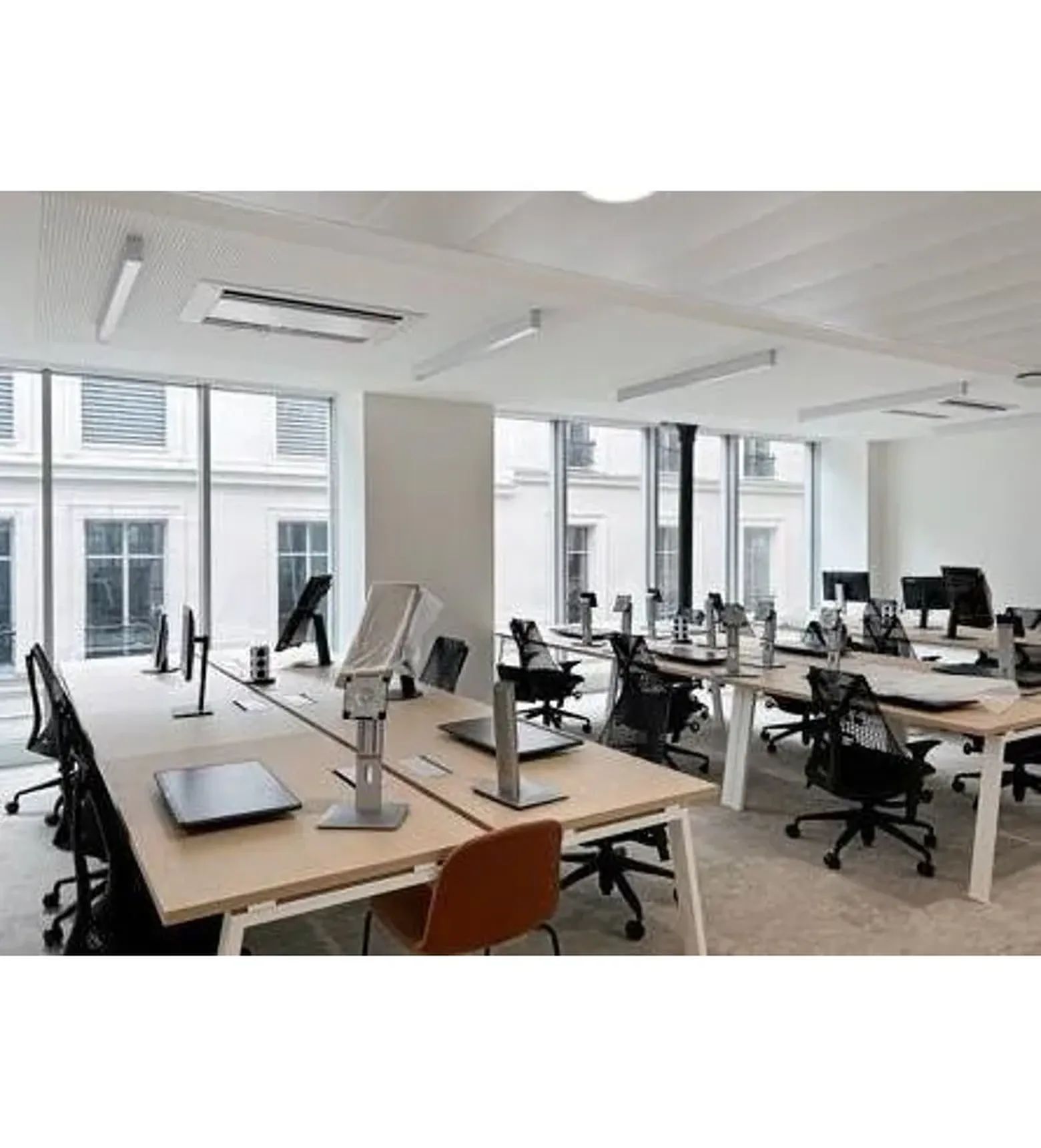 Bureau 2 916 m² – Paris (75010)