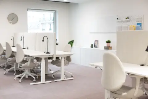 Bureau 272 m² – Paris (75013)