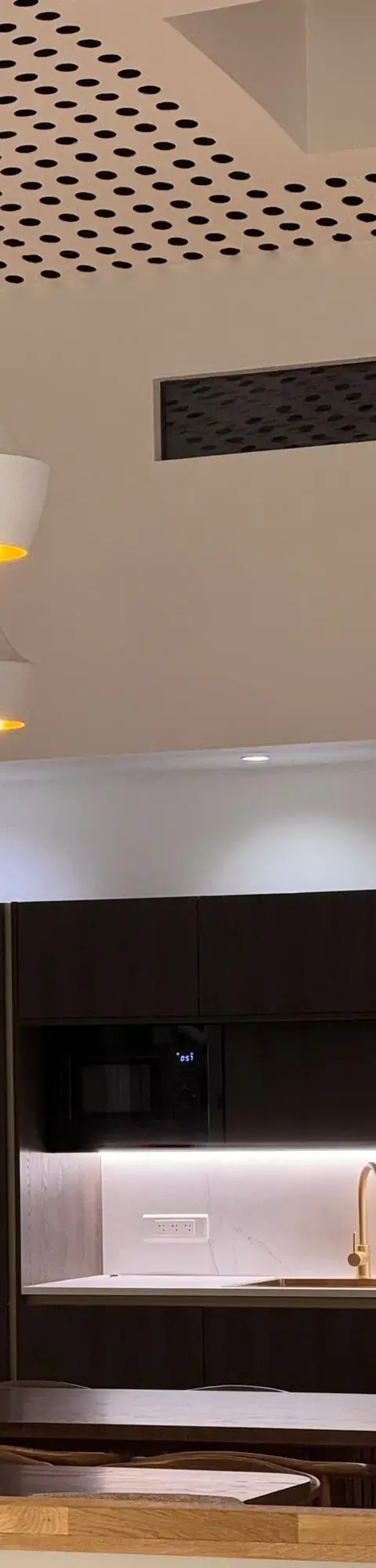 Bureau 980 m² – Paris (75116)