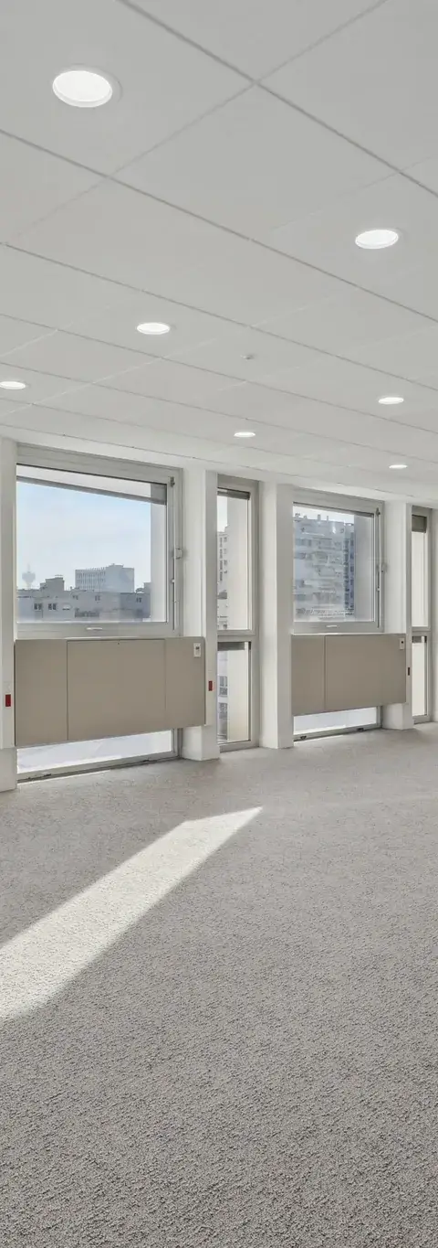 Bureau 5 299 m² – Paris (75012)