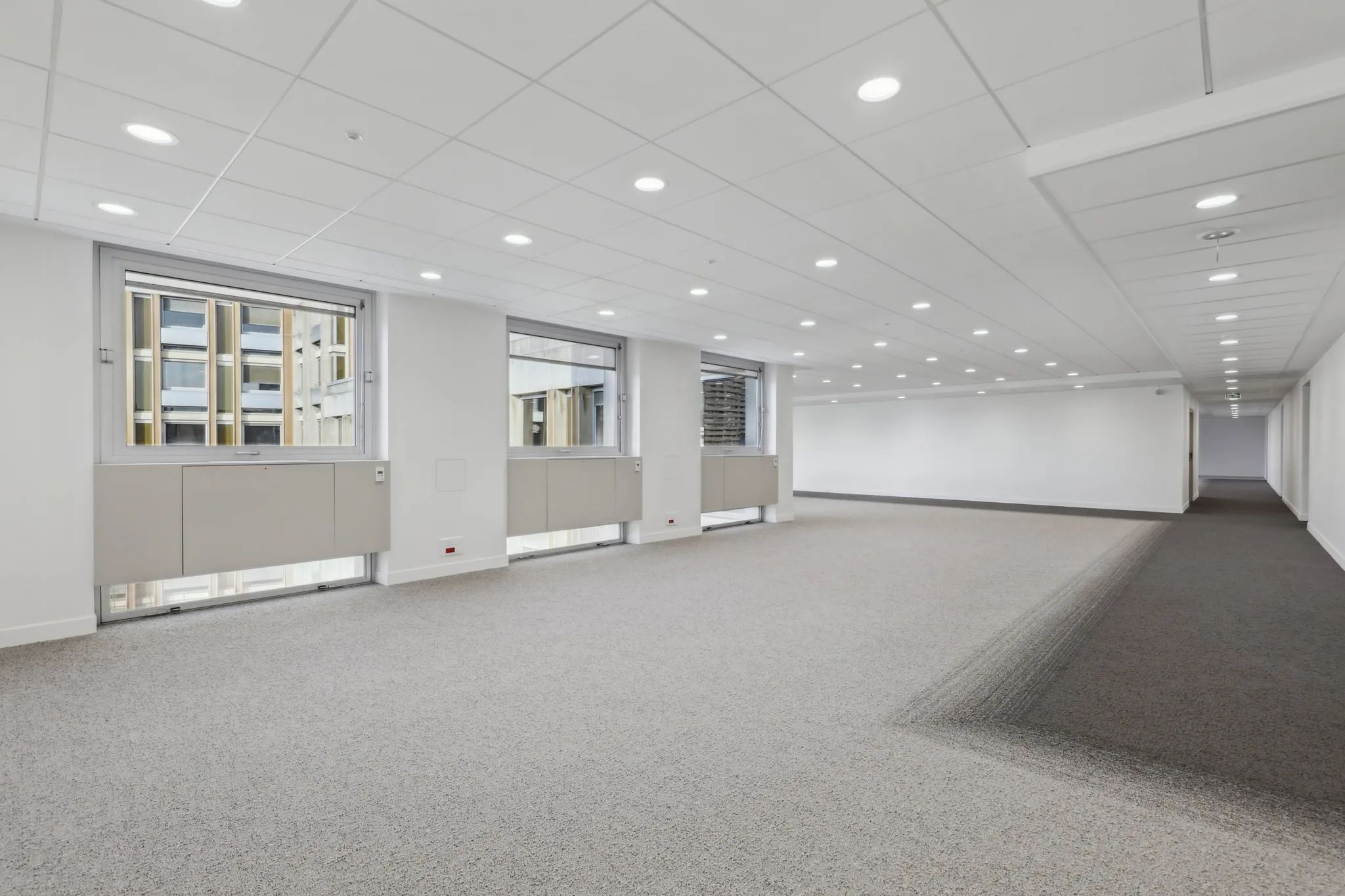 Bureau 5 299 m² – Paris (75012)