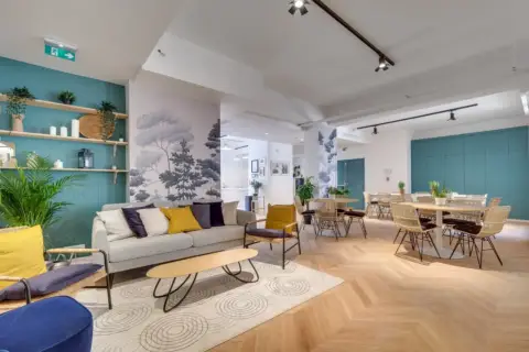 Bureau 500 m² – Paris (75116)