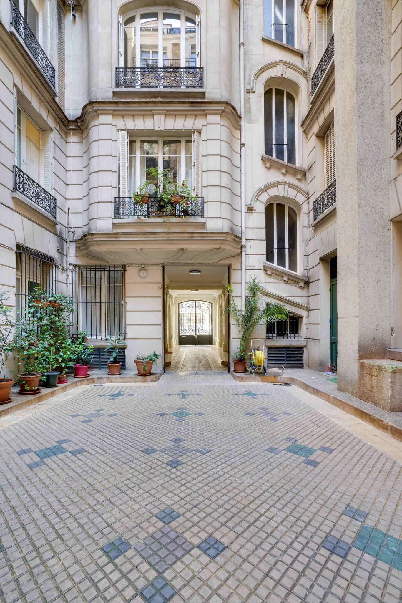 Commerce 58 m² – Paris (75003)