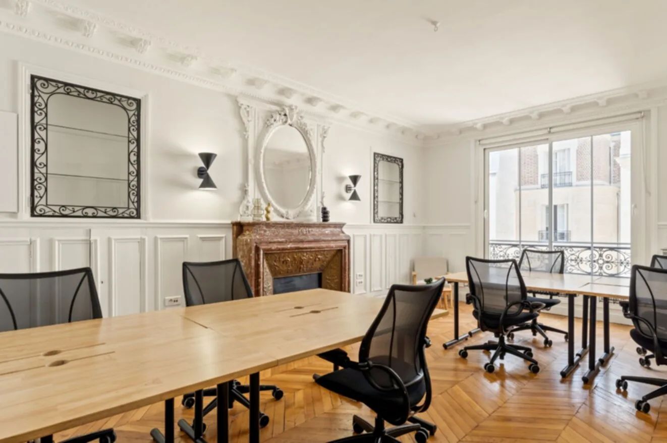 Bureau 215 m² – Paris (75009)