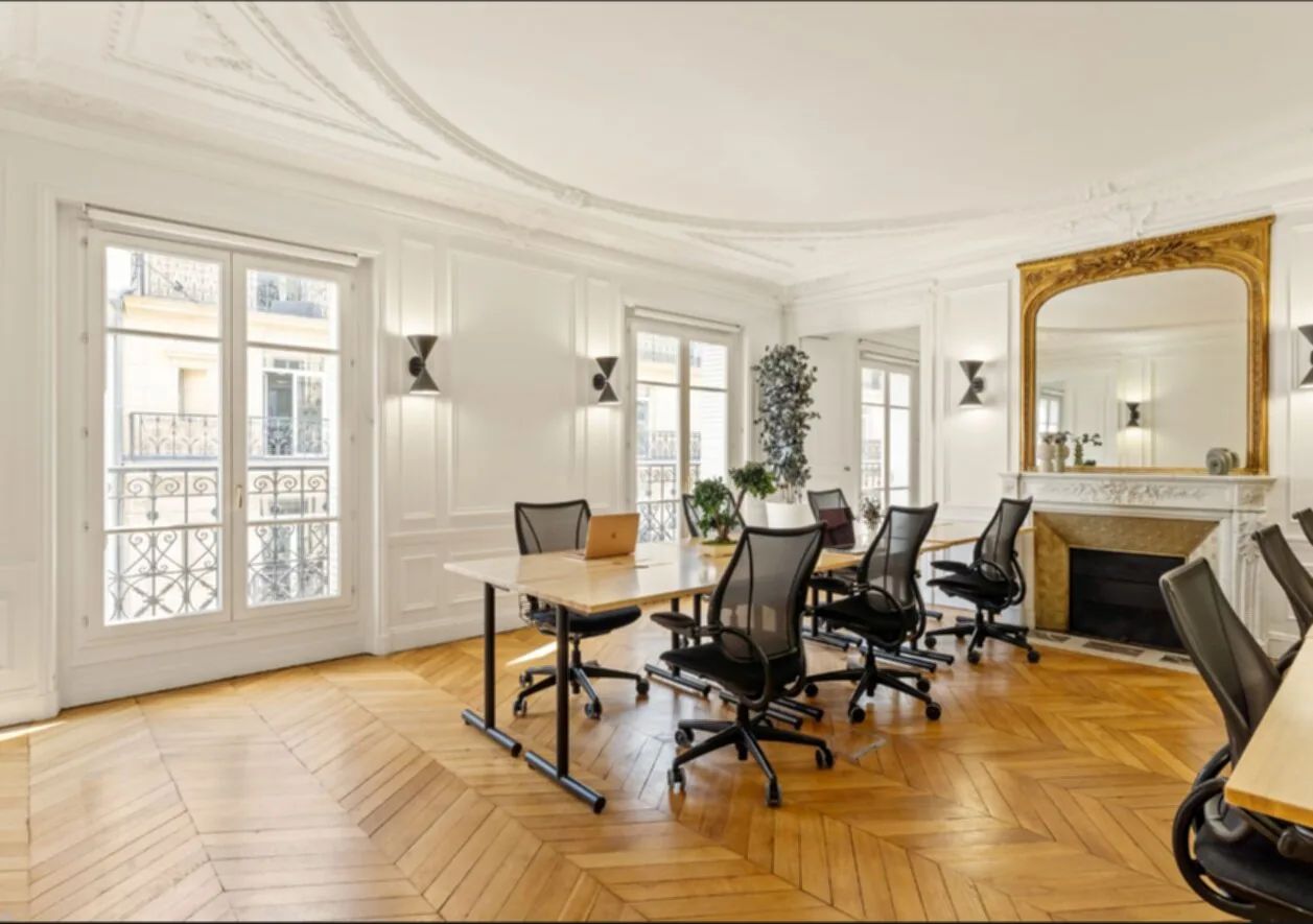Bureau 215 m² – Paris (75009)