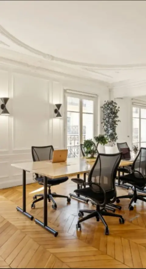 Bureau 215 m² – Paris (75009)