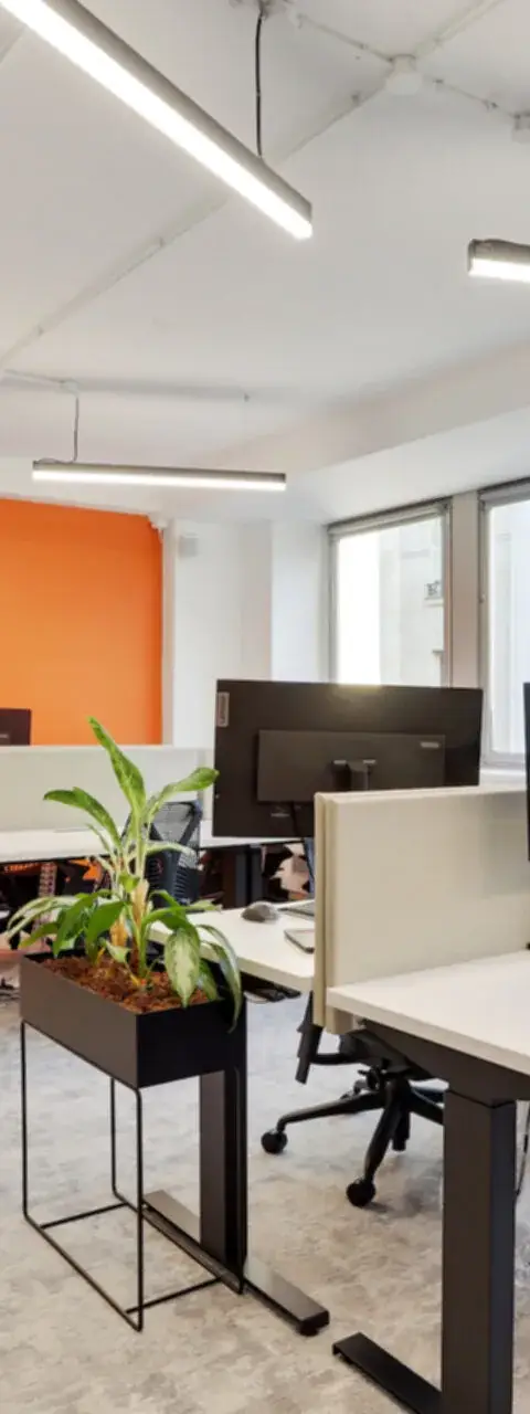 Bureau 301 m² – Paris (75008)