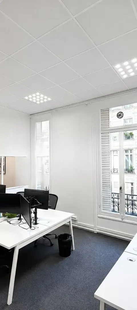 Bureau 38 m² – Paris (75008)