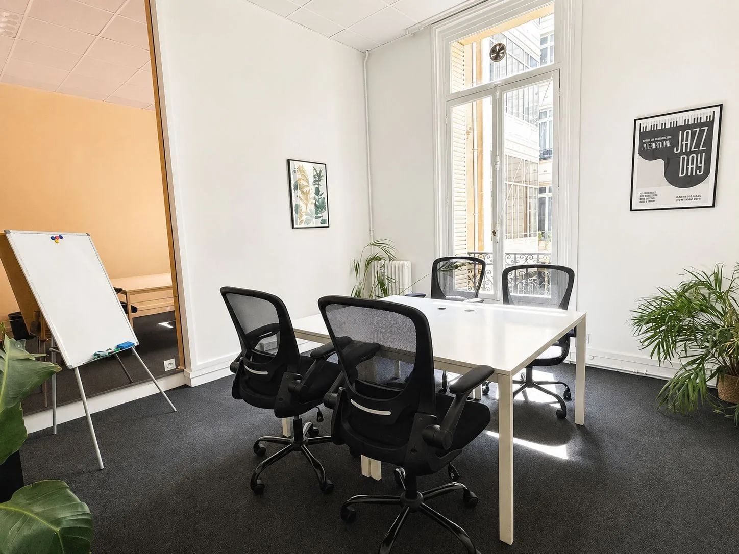 Bureau 38 m² – Paris (75008)