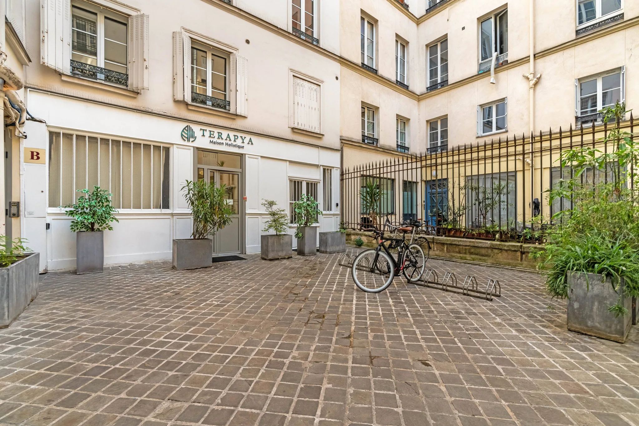 Coworking 138 m² – Paris (75010)