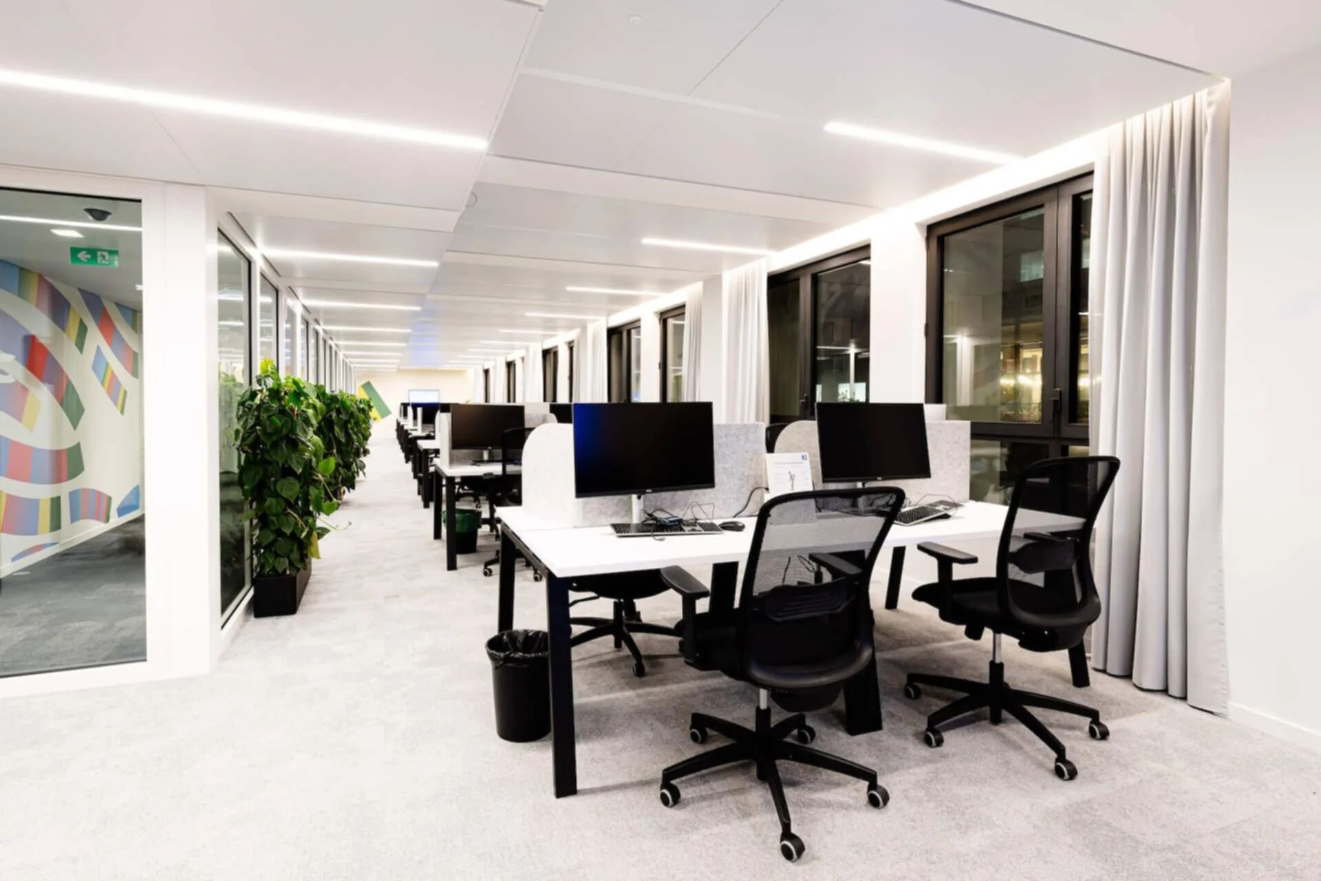 Bureau 1 952 m² – Paris (75004)