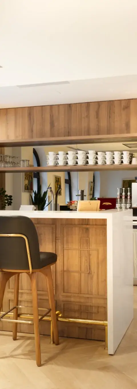 Bureau 94 m² – Paris (75116)