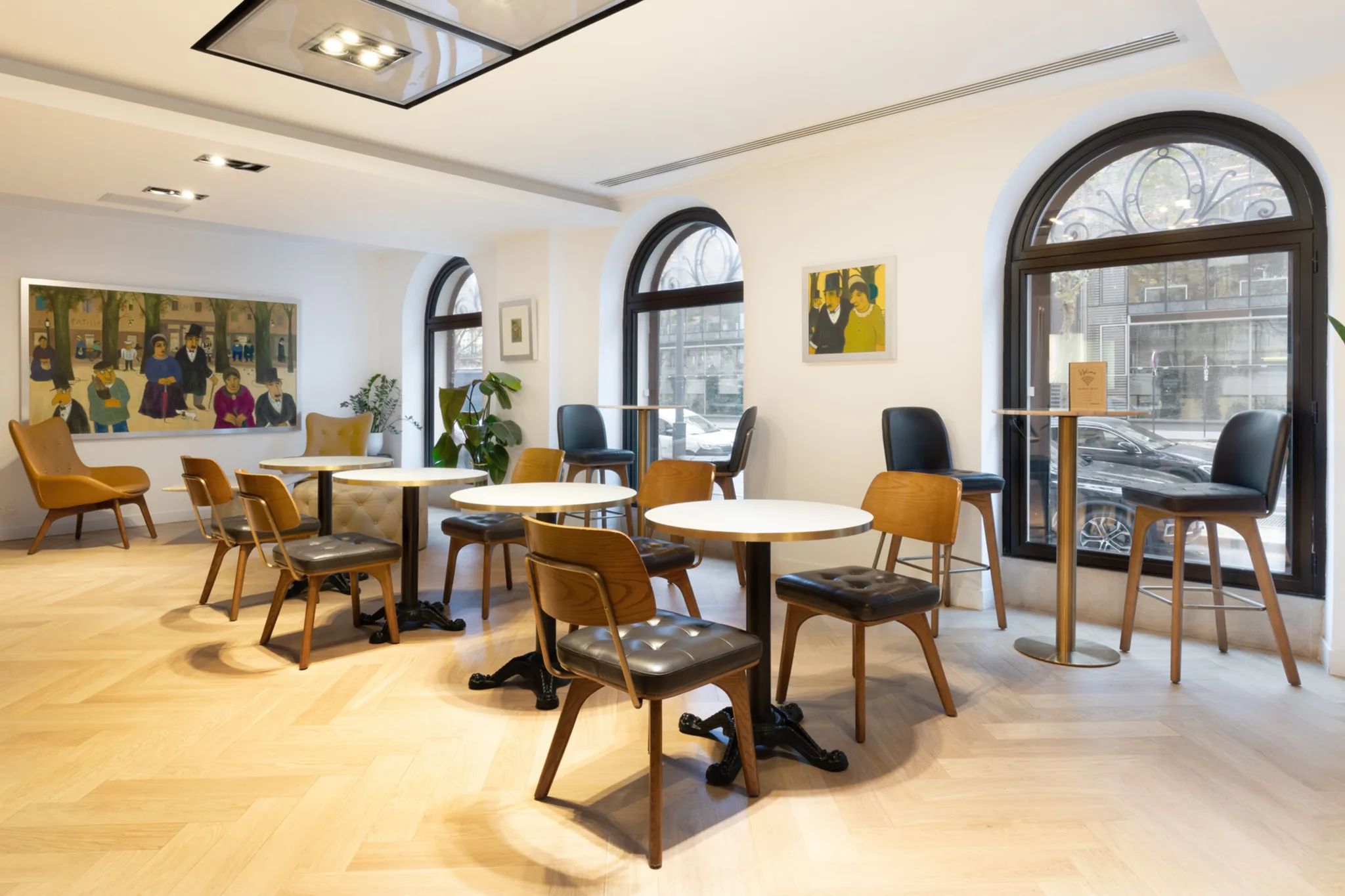 Bureau 94 m² – Paris (75116)