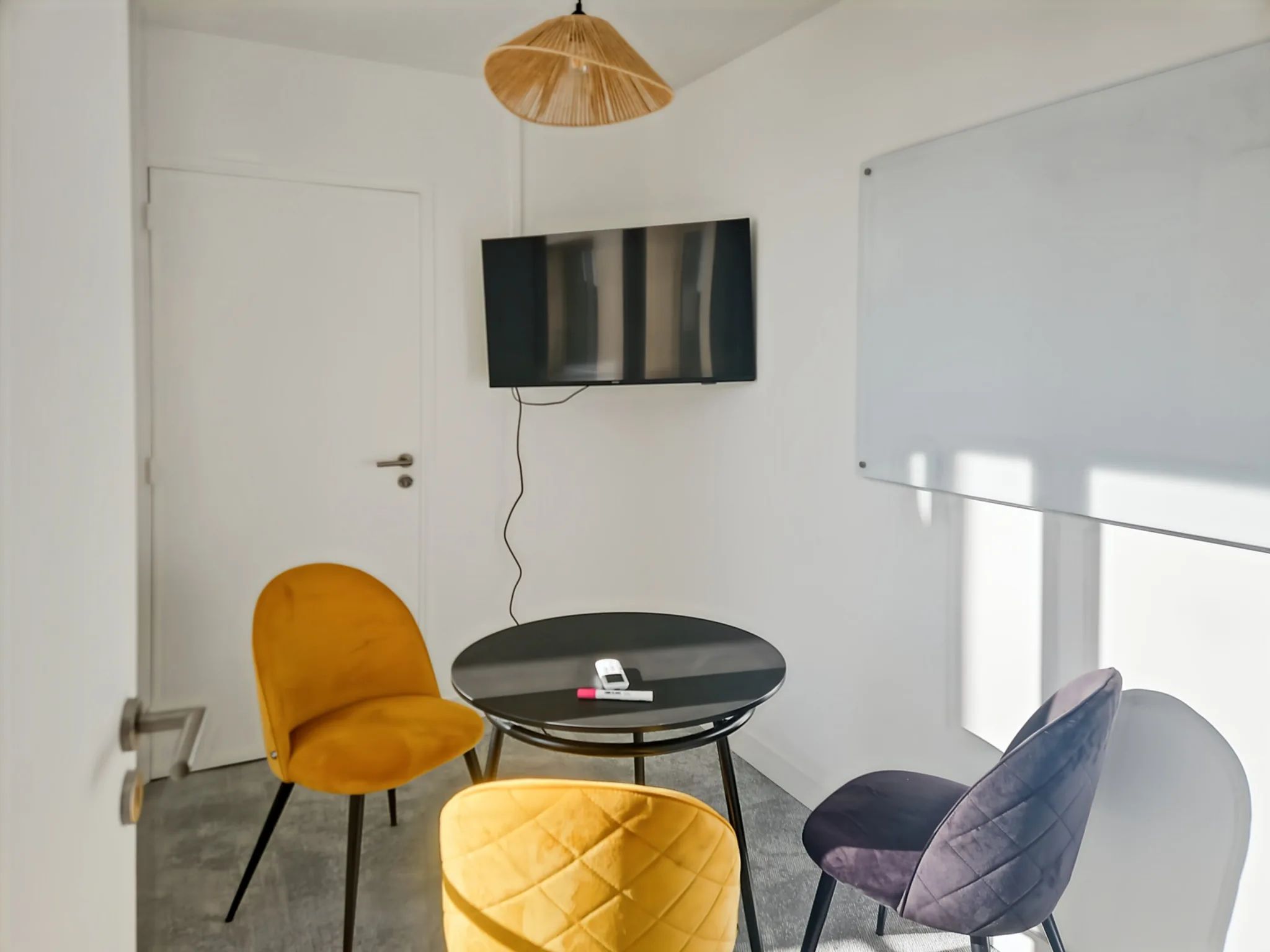 Bureau 12 m² – Paris (75010)