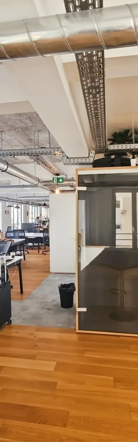 Bureau 12 m² – Paris (75010)