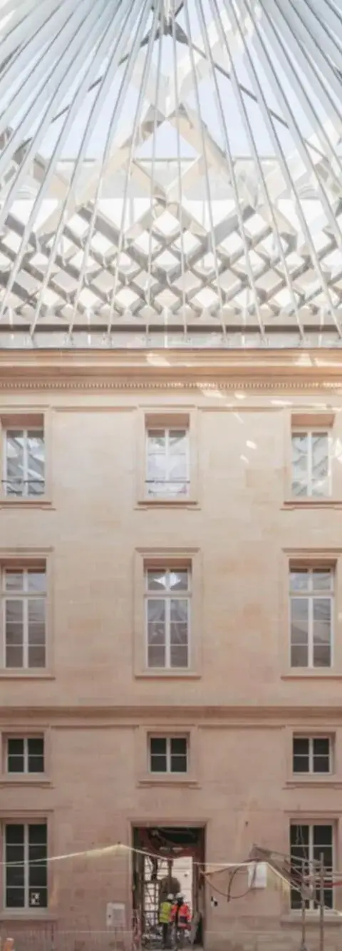 Bureau 383 m² – Paris (75008)