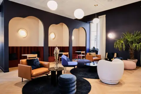 Bureau 383 m² – Paris (75008)