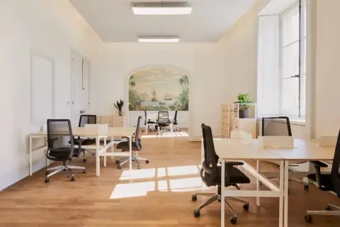 Bureau 383 m² – Paris (75008)
