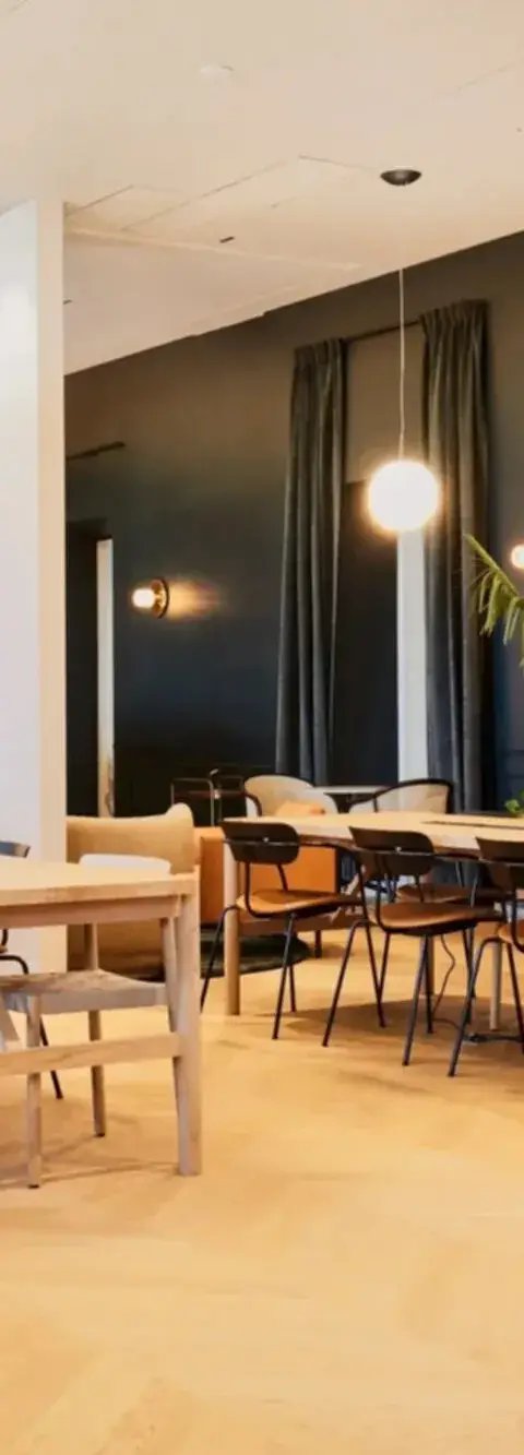 Bureau 383 m² – Paris (75008)