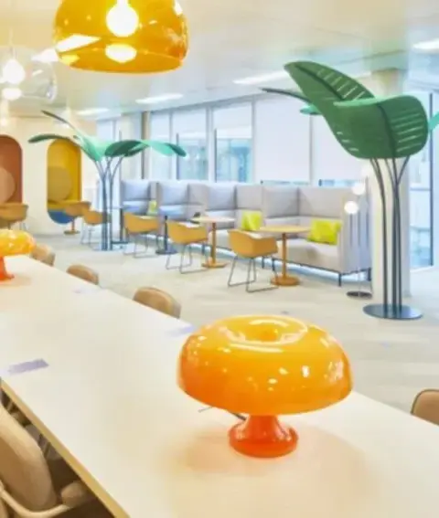 Bureau 1 341 m² – Paris (75014)