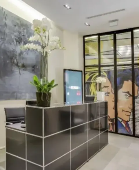 Bureau 180 m² – Paris (75116)