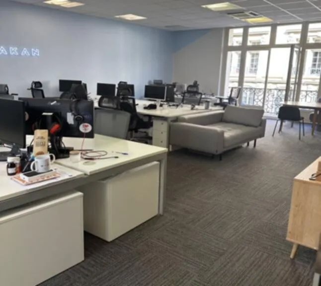 Bureau 180 m² – Paris (75116)