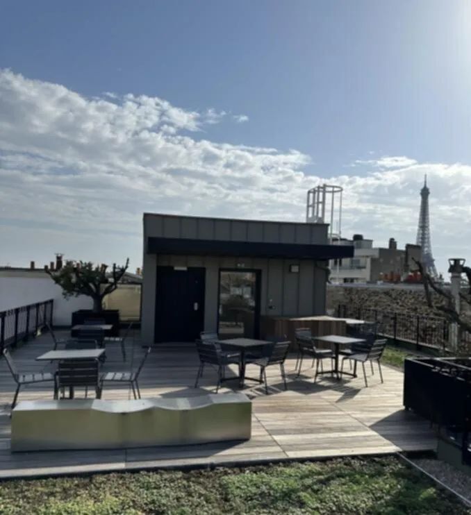 Bureau 180 m² – Paris (75116)