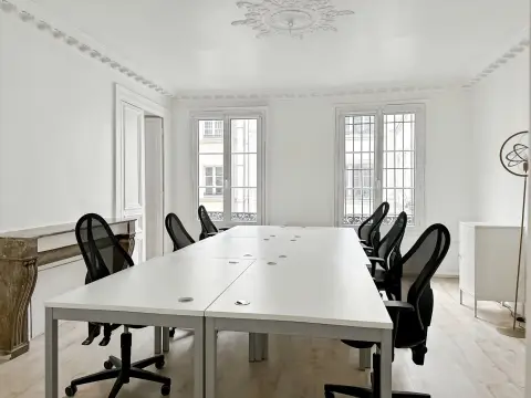 Bureau 138 m² – Paris (75010)