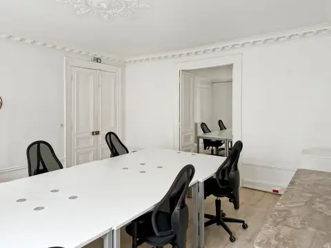 Bureau 138 m² – Paris (75010)