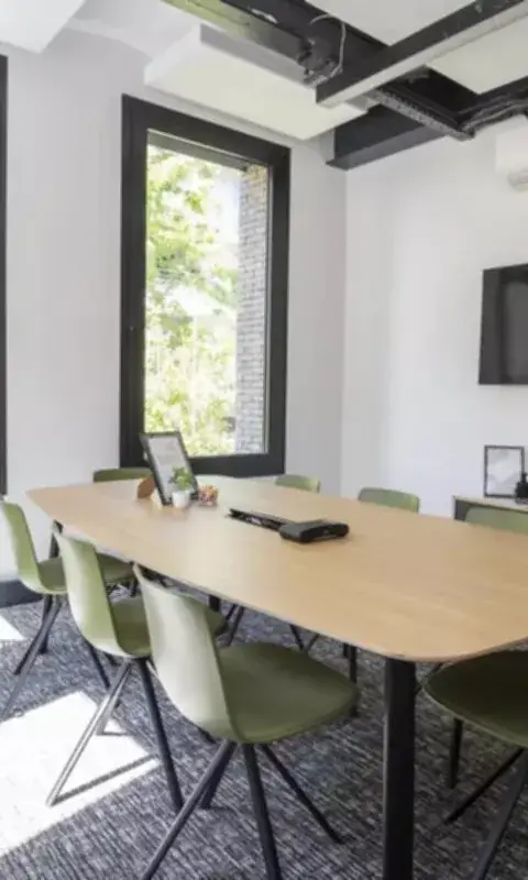 Bureau 241 m² – Saint-Ouen-sur-Seine (93400)