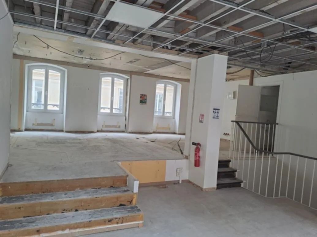 Bureau 250 m² – Paris (75010)