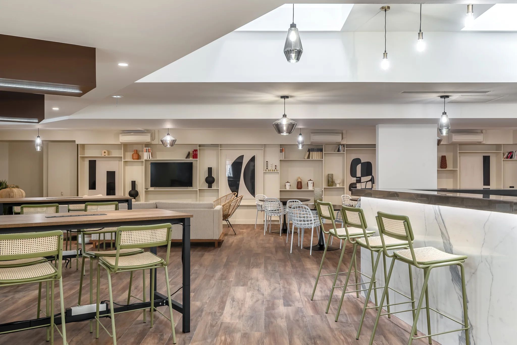 Bureau 560 m² – Paris (75008)