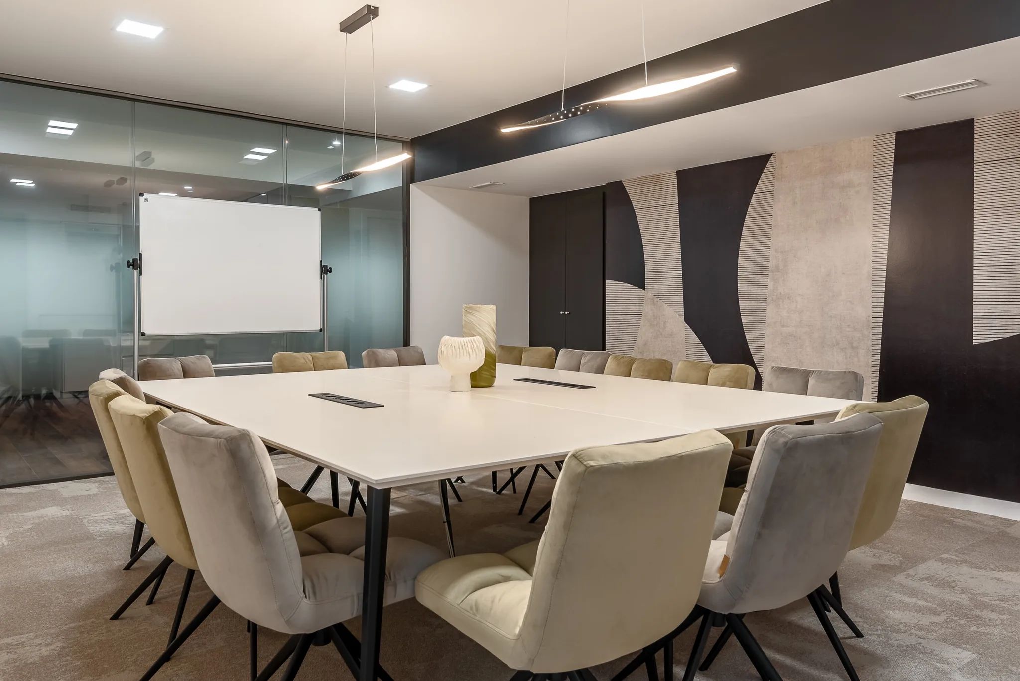 Bureau 560 m² – Paris (75008)