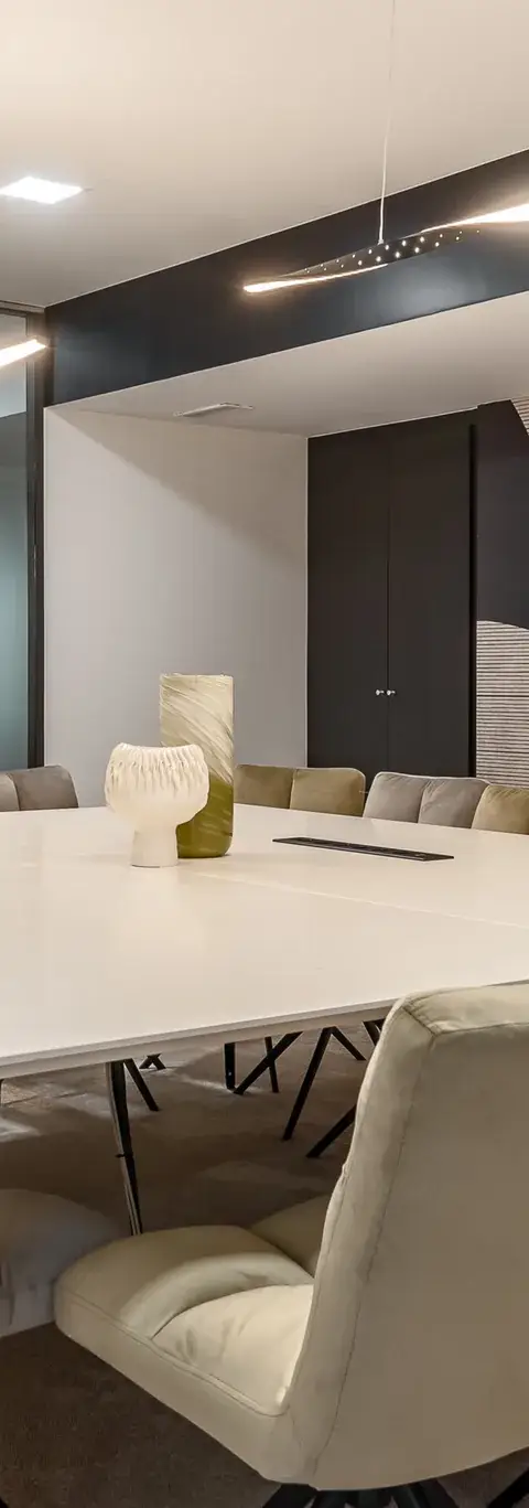 Bureau 560 m² – Paris (75008)
