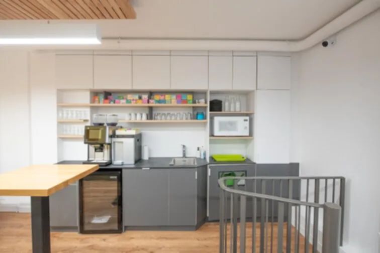 Bureau 17 m² – Paris (75002)