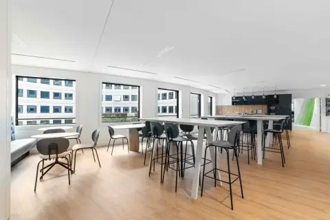 Coworking 613 m² – Levallois-Perret (92300)