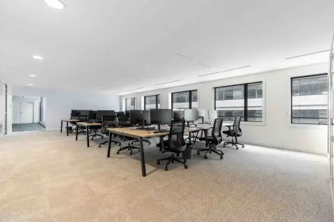 Coworking 613 m² – Levallois-Perret (92300)