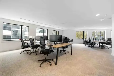 Coworking 613 m² – Levallois-Perret (92300)