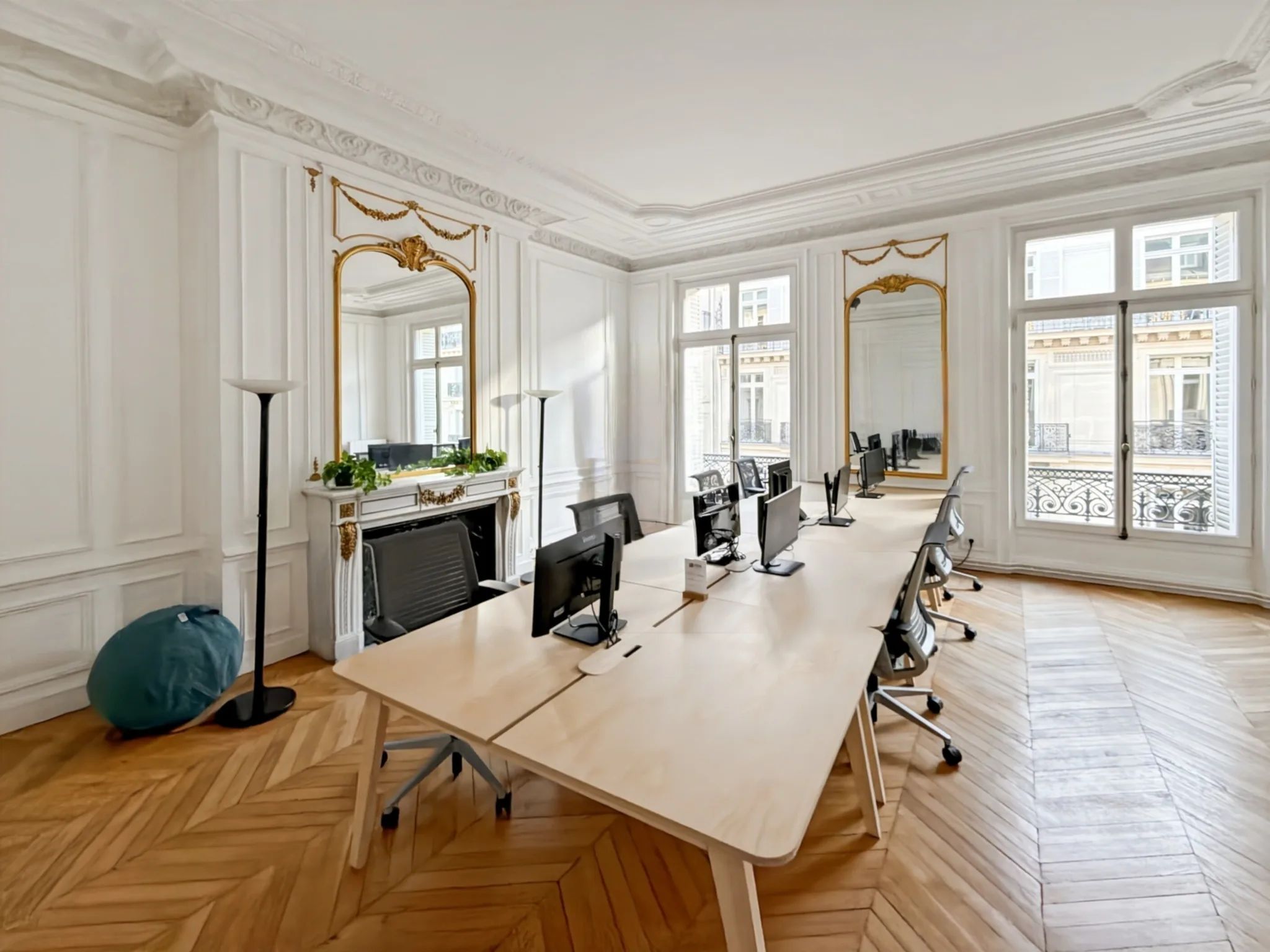 Coworking 6 m² – Paris (75008)
